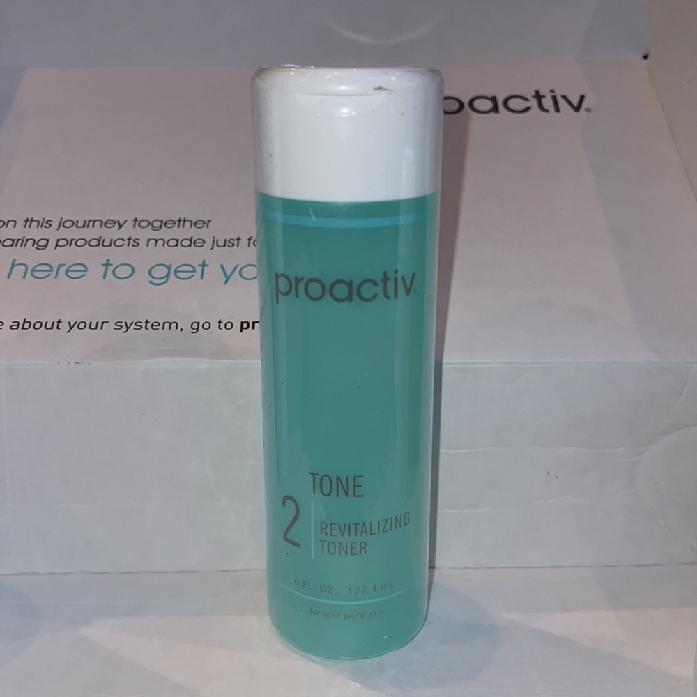 Proactiv - Picture 4 of 8